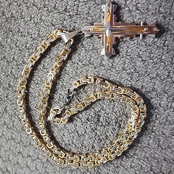 Stainless Steel Two Tone Byzantine Chain Necklace Bracelet Set - Picture 3 of 9